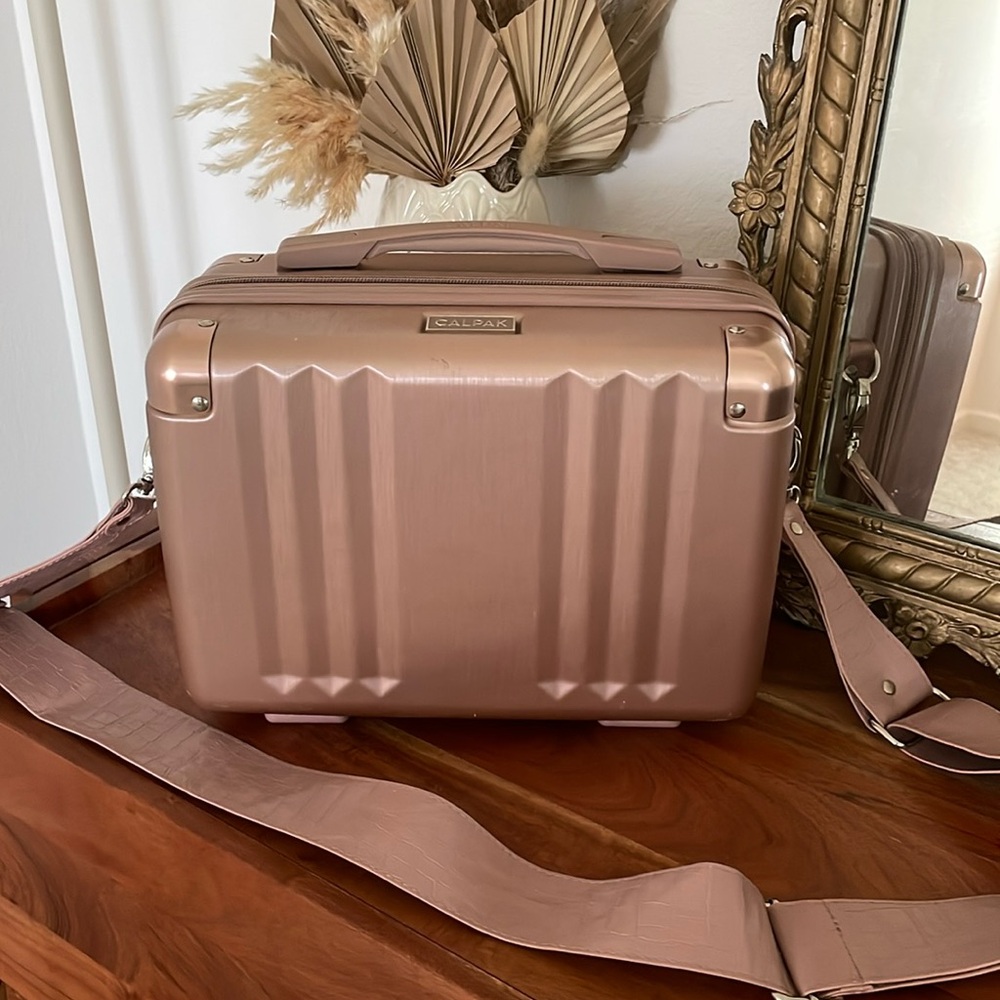 Calpak Ambeur Vanity Case in rose gold